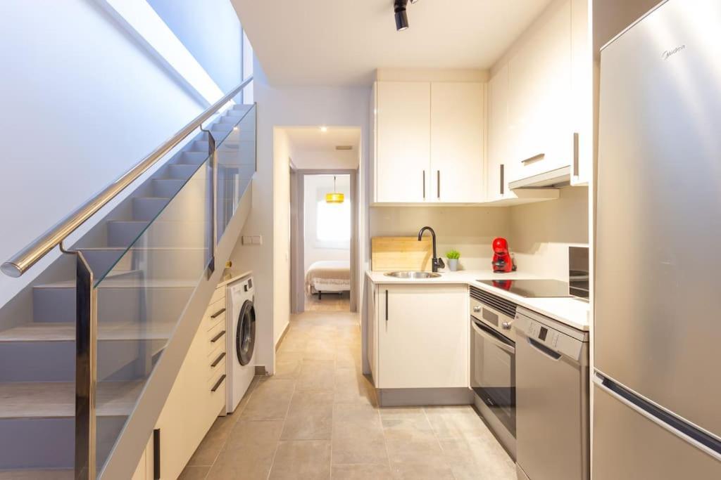 Duplex With Terrace Near Bcn Apartment Terrassa Ngoại thất bức ảnh
